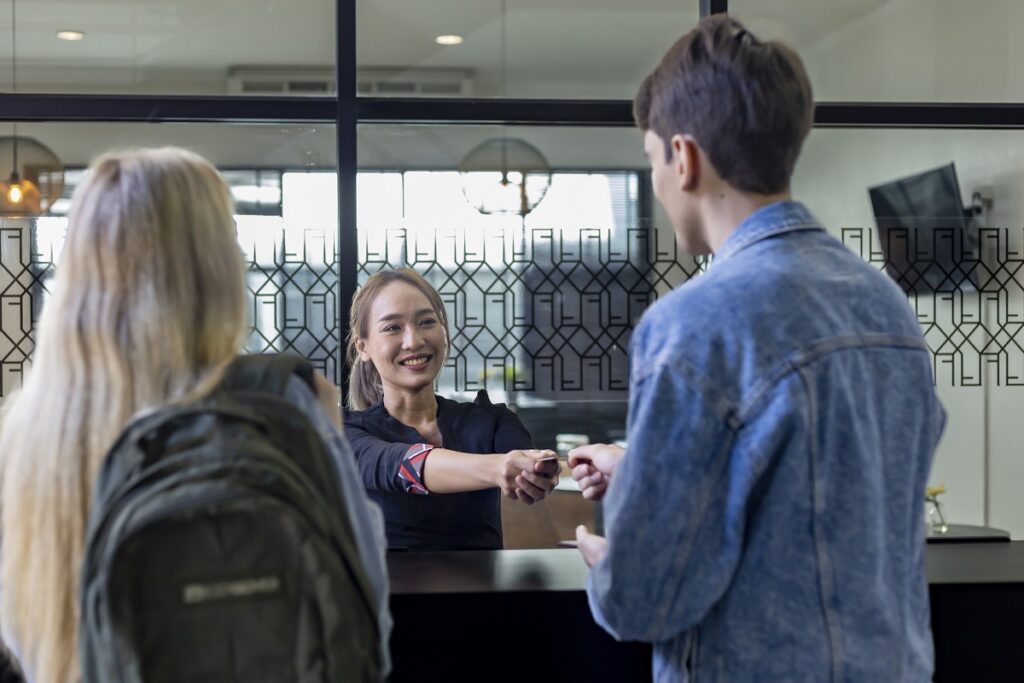 Hospitality seasonal jobs in NYC